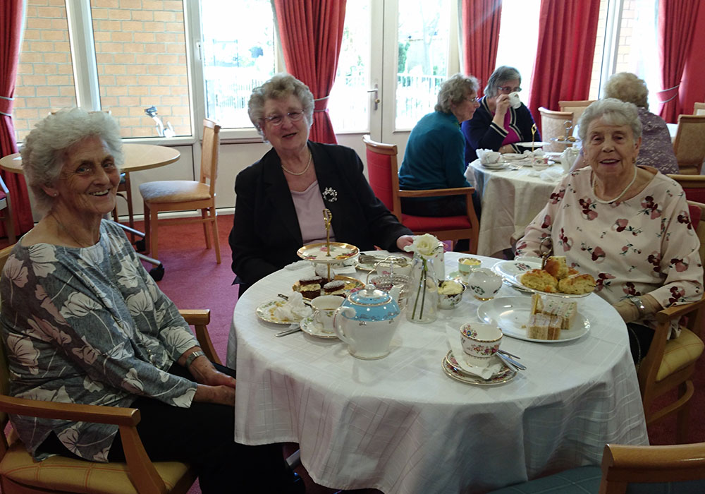 the ladies that lunch group